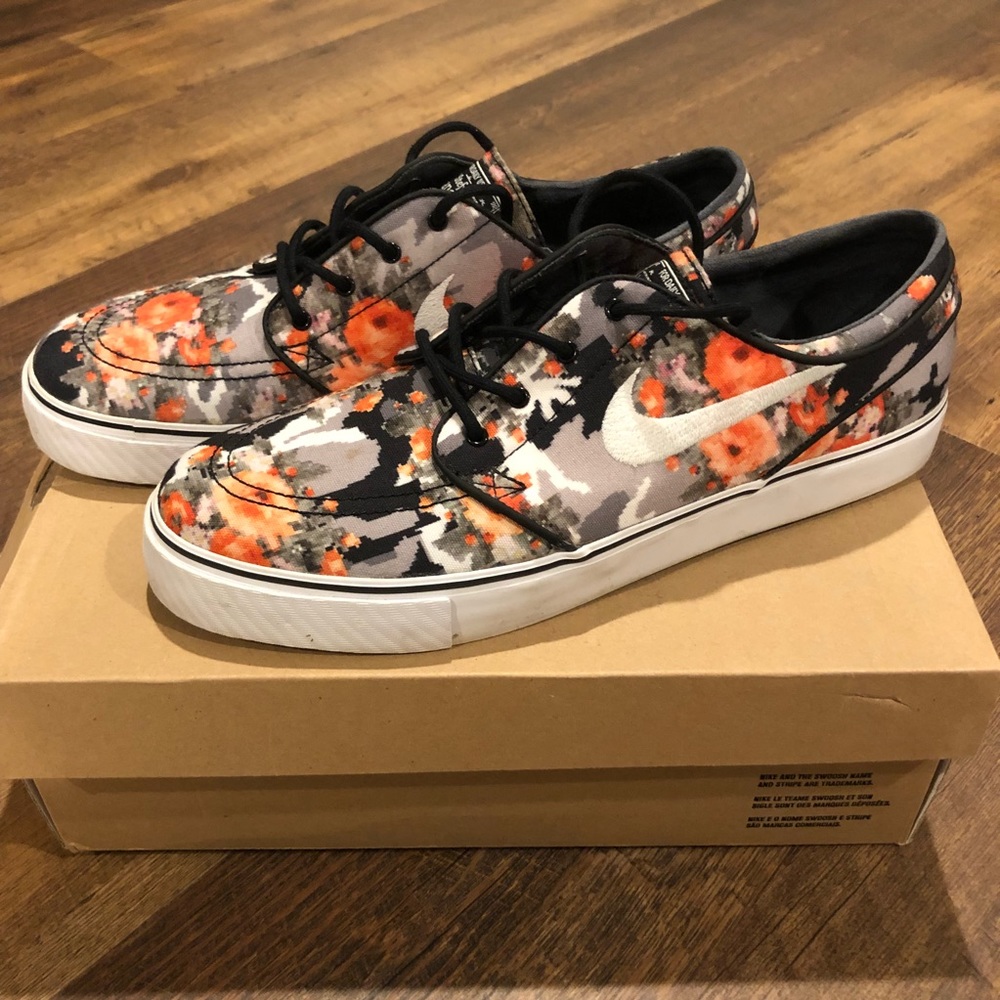Nike Janoski Shoes